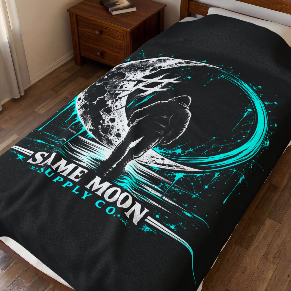 Same Moon Supply Keep Going Silhoutte Velveteen Plush Blanket
